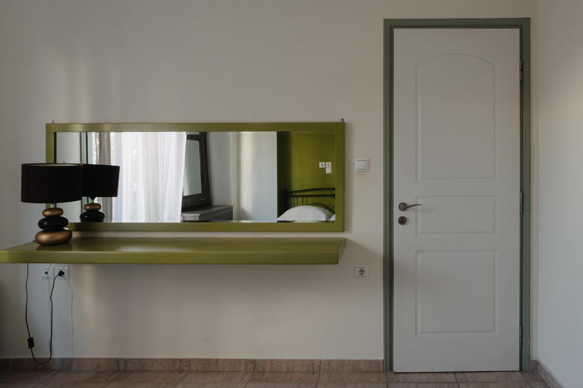 Nefeli City Apartments Patras Zewnętrze zdjęcie
