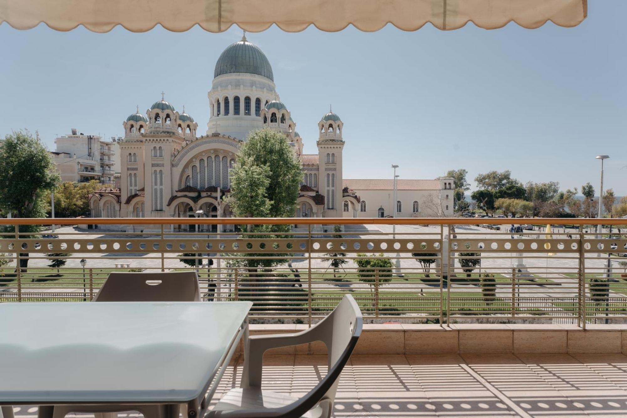 Nefeli City Apartments Patras Zewnętrze zdjęcie